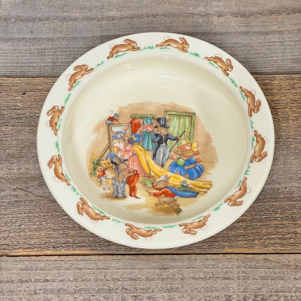 Vintage Royal Doulton Bunnykins Bowl: Family Dress-Up Nursery Decor‎